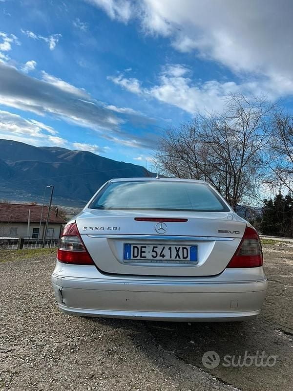 Usata Mercedes E320 224 CV (164 kW) 2007 Berlina
