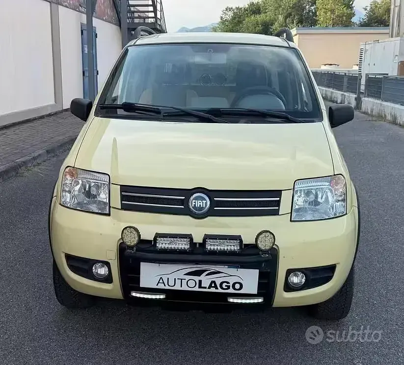 Usata Fiat Panda 4x4 Climbing 54 CV (39 kW) 2006 Utilitaria