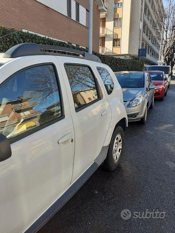Usata Dacia Duster 110 CV (80 kW) 2012 Bianco SUV