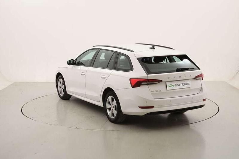 Usata Skoda Octavia Ambition 116 CV (85 kW) 2021 Bianco Station wagon