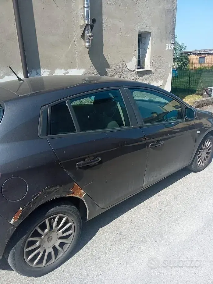 Usata Fiat Bravo 90 CV (66 kW) 2007 Grigio Utilitaria