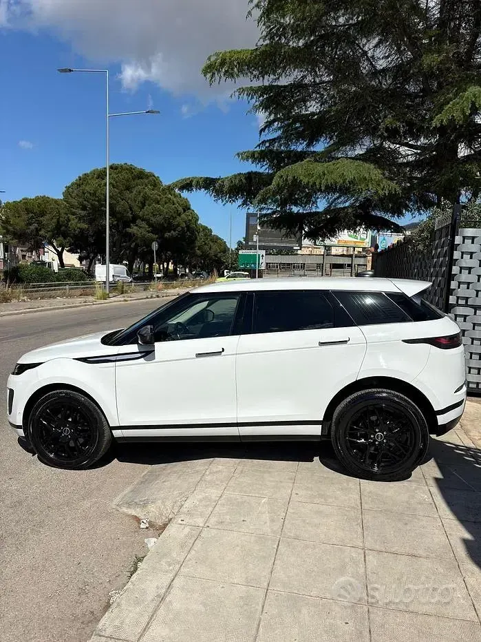 Usata Land Rover Range Rover 165 CV (121 kW) 2021 Nero SUV
