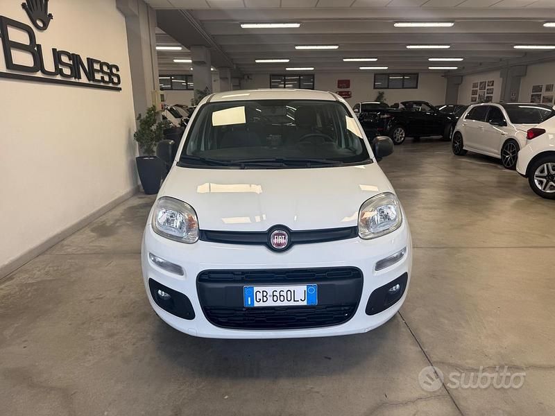 Usata Fiat Panda Lounge 69 CV (50 kW) 2020 Bianco Utilitaria