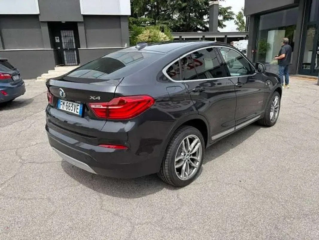 Usata BMW X4 190 CV (139 kW) 2017 Grigio SUV