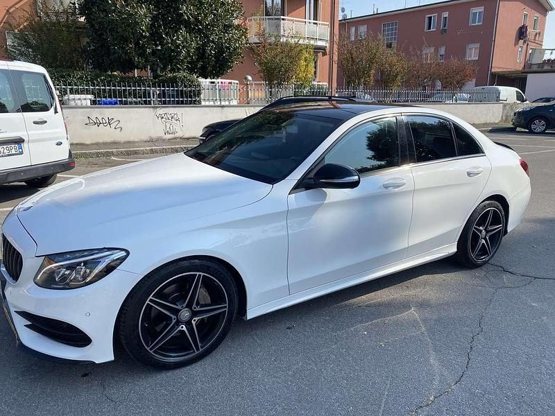 Bianco Usata 2015 Mercedes C220 Tre volumi | 16.900 € (Molto cara) - Immagine 1/4