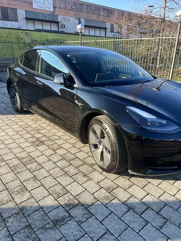 Usata Tesla Model 3 Standard Range 88 kW (120 CV) 2023 Berlina