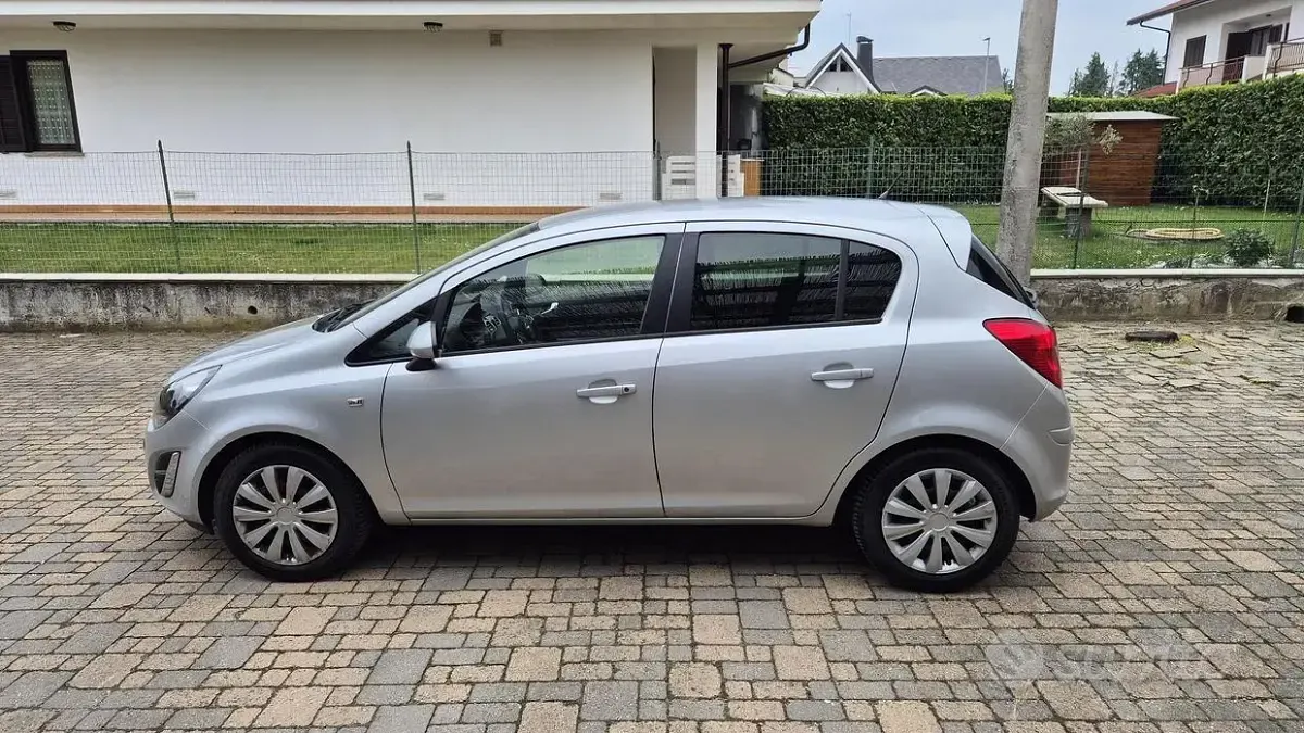 Usado Opel Corsa 75 HP (55 kW) 2014 Citadino