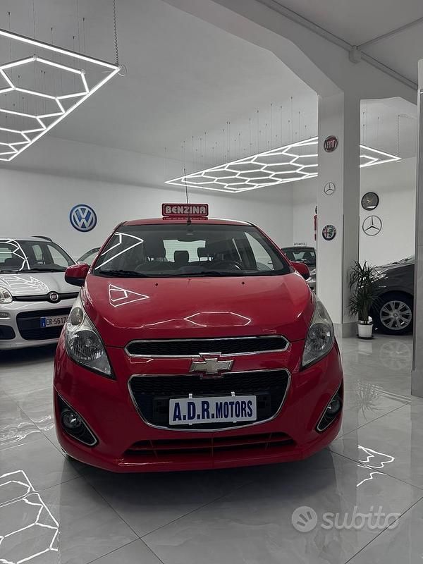 Rosso Usata 2013 Chevrolet Spark Due volumi | 3600 € (Buon prezzo) - Immagine 1/4