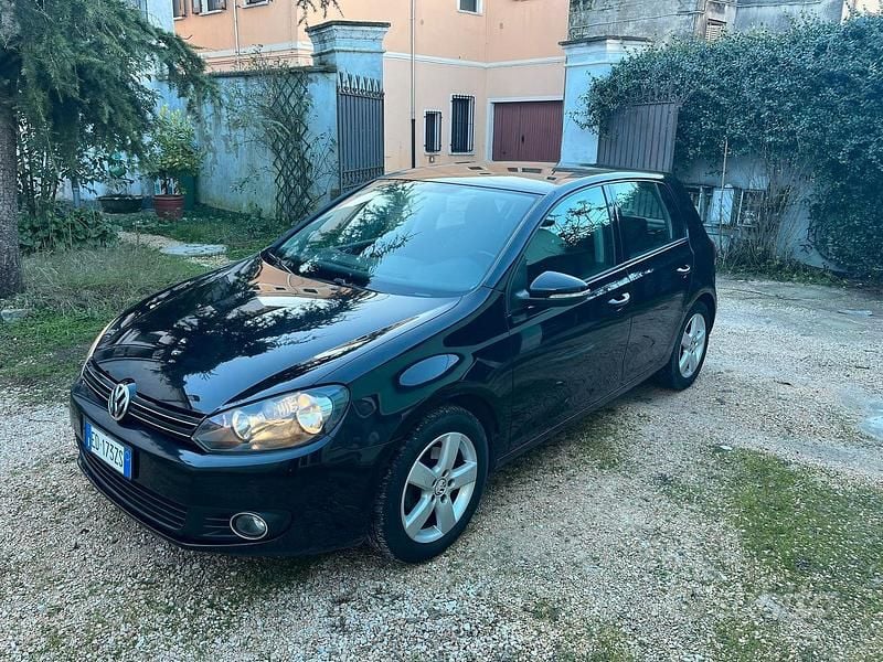 Usata VW Golf VI 105 CV (77 kW) 2009 Nero Utilitaria