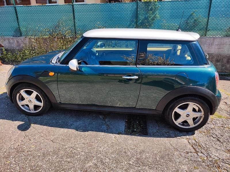 Usata Mini Cooper 2007 Verde Utilitaria