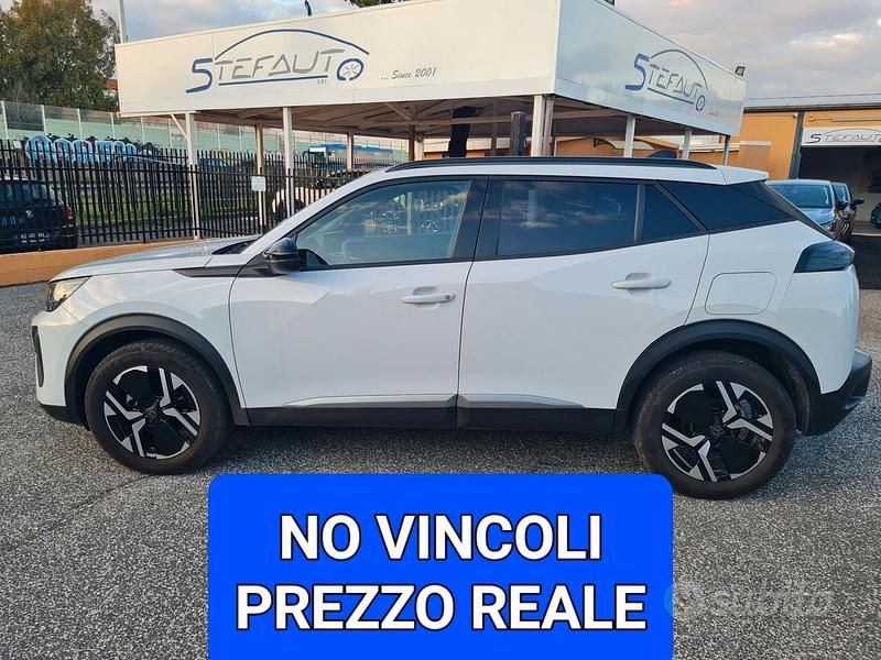 Bianco Usata 2025 Peugeot 2008 Allure SUV | 20.470 € (Buon prezzo) - Immagine 1/4