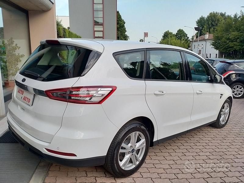 Usata Ford S-MAX Business Edition 150 CV (110 kW) 2018 Bianco Monovolume