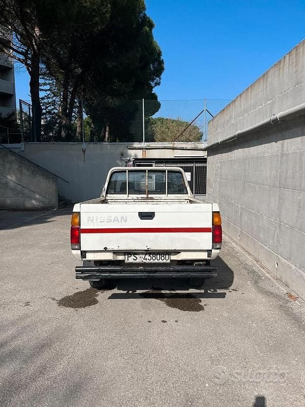 Usata Nissan King 1992 Bianco Pick-up