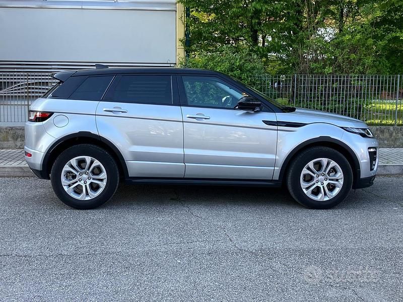 Usata Land Rover Range Rover evoque SE Dynamic 150 CV (110 kW) 2018 Station wagon