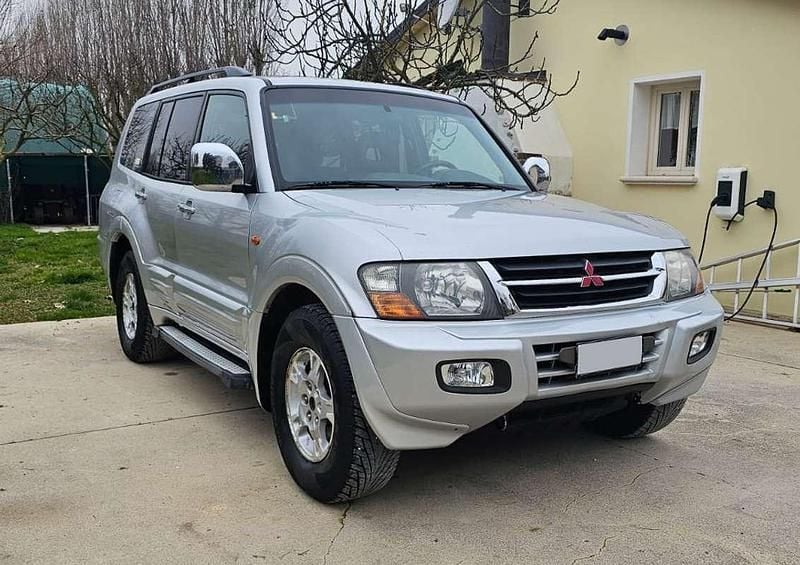 Usata Mitsubishi Pajero 160 CV (117 kW) 2001 Argento SUV