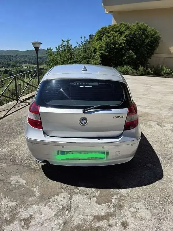 Usata BMW 118 Efficient Dynamics 122 CV (89 kW) 2006 Utilitaria