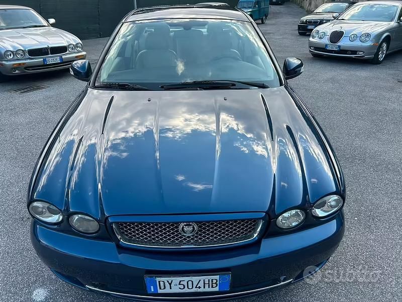 Usata Jaguar X-type Luxury 136 CV (100 kW) 2009 Blu Berlina