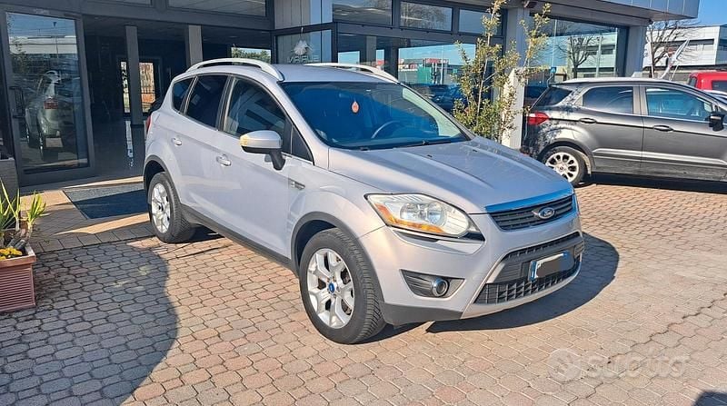 Usata Ford Kuga Titanium 140 CV (102 kW) 2011 Grigio SUV