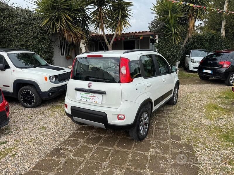 Usata Fiat Panda 4x4 90 CV (66 kW) 2017 Bianco Utilitaria
