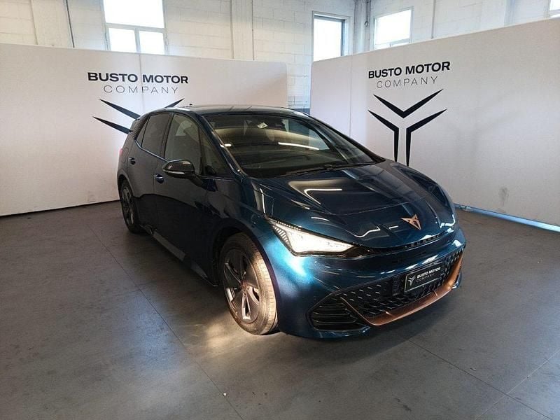 Usata Cupra Born e-Boost 169 kW (231 CV) 2023 Blu / metallizzato Utilitaria