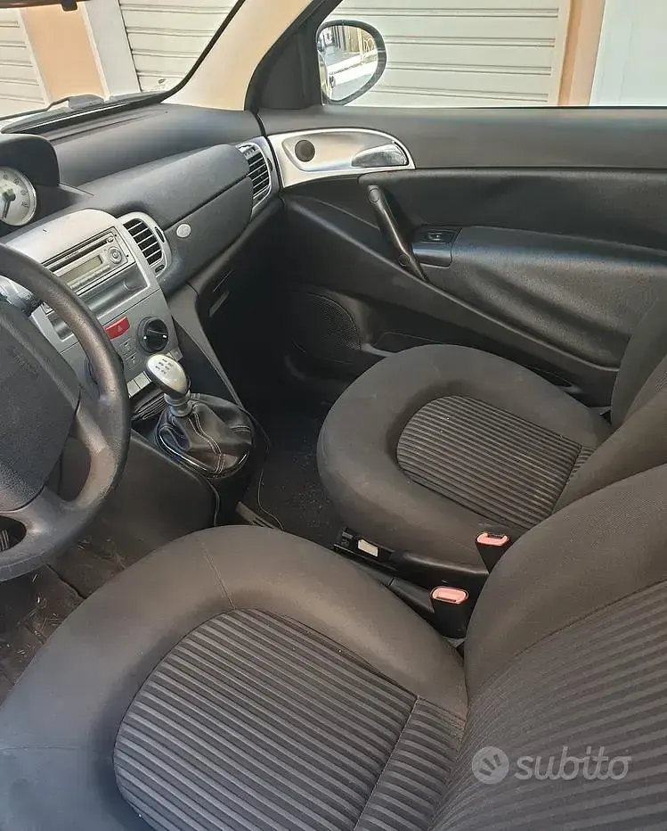 Usata Lancia Ypsilon 77 CV (56 kW) 2011 Nero Utilitaria
