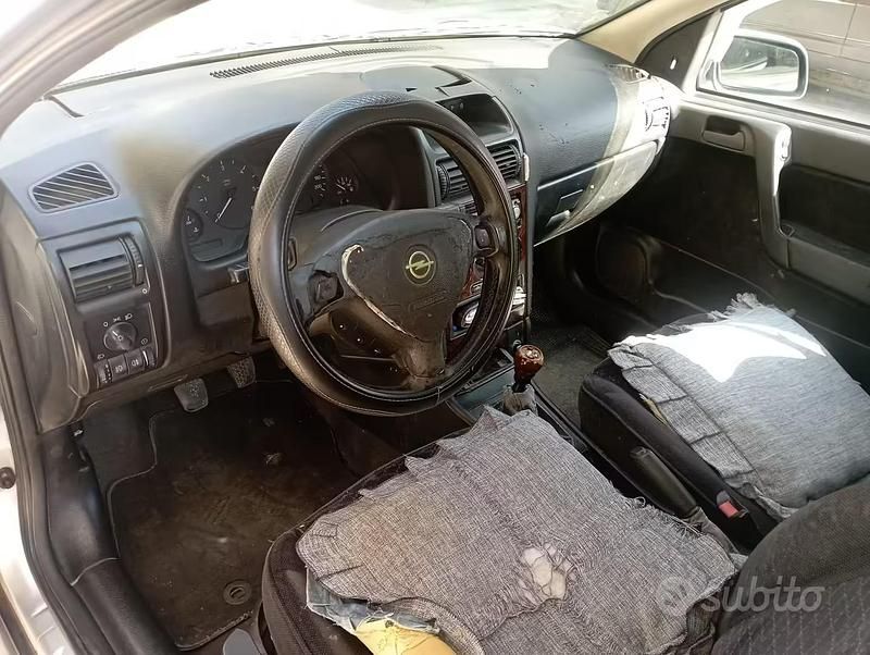 Usata Opel Astra 1998 Grigio Station wagon