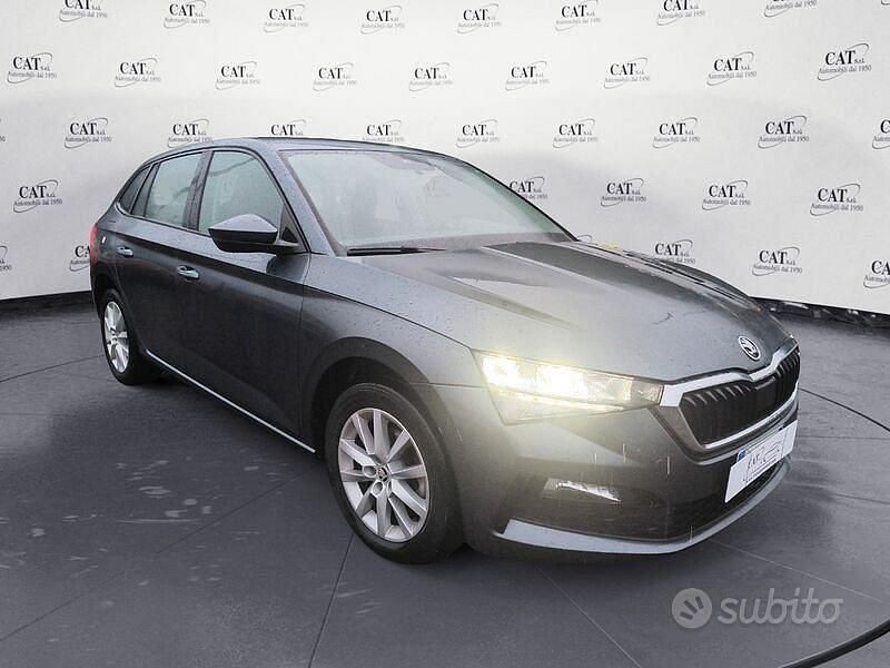 Usata Skoda Scala Ambition 116 CV (85 kW) 2020 Grigio Utilitaria