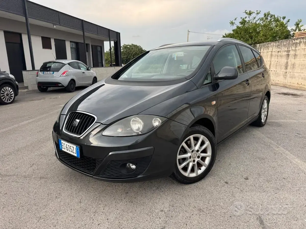 Usata Seat Altea Style 105 CV (77 kW) 2010 Monovolume