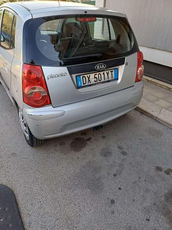 Usata Kia Picanto 60 CV (44 kW) 2009 Utilitaria