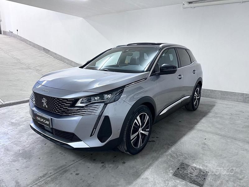 Usata Peugeot 3008 GT 131 CV (96 kW) 2023 Grigio SUV
