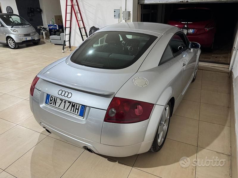Usata Audi TT 225 CV (165 kW) 2001 Argento Coupé