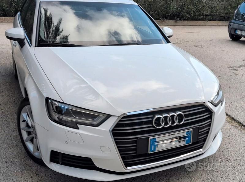 Usata Audi A3 Sportback Comfort 2017 Bianco Utilitaria