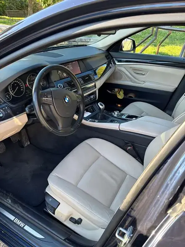 Usata BMW 525 218 CV (160 kW) 2012 Blu/azzurro Station wagon