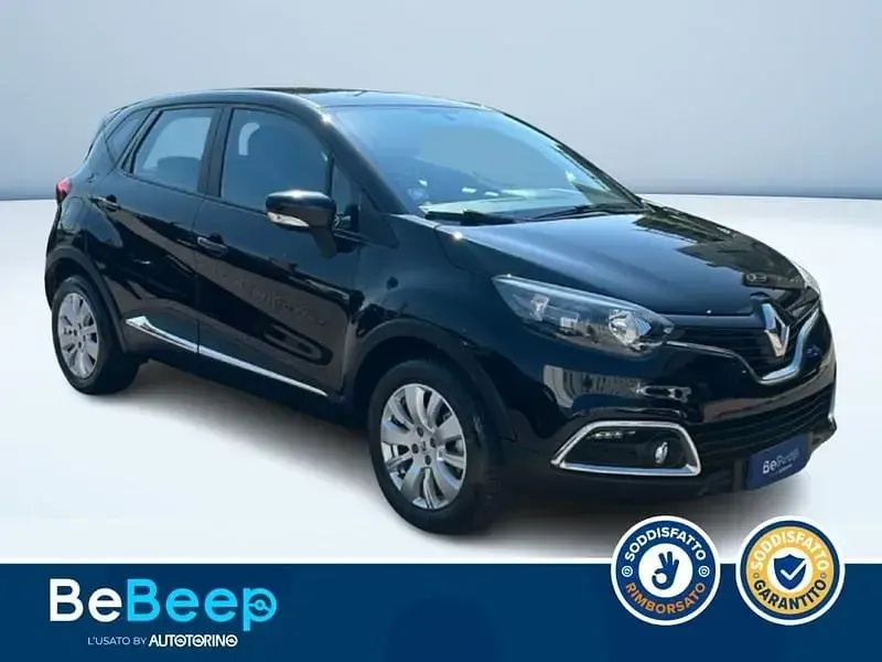 Käytetty Renault Captur 90 HP (66 kW) 2014 Musta Katumaasturi