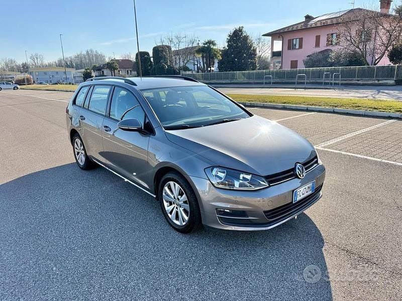 Usata VW Golf VII S 125 CV (91 kW) 2016 Grigio Station wagon