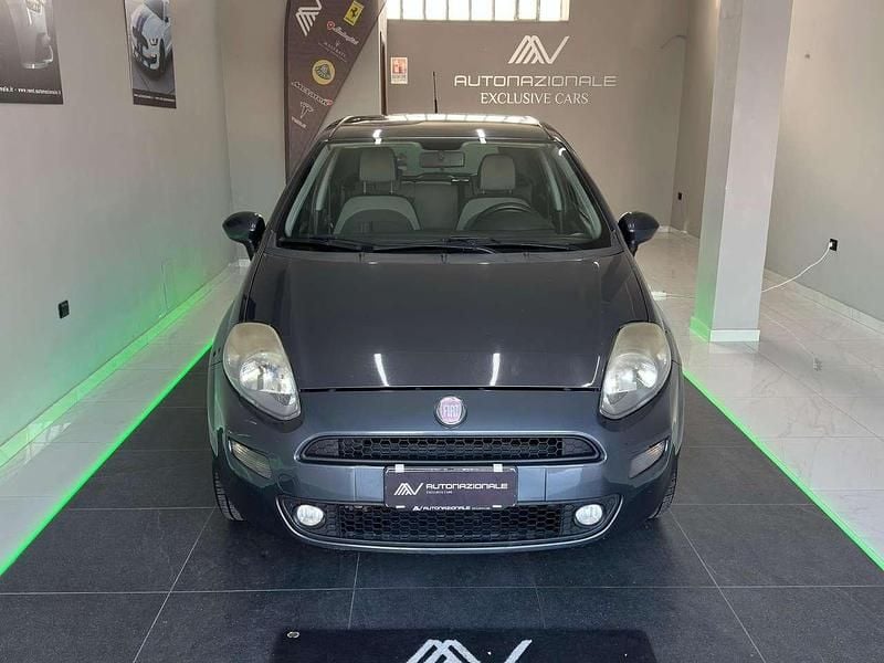 Usata Fiat Punto Easy 69 CV (50 kW) 2012 Grigio Utilitaria