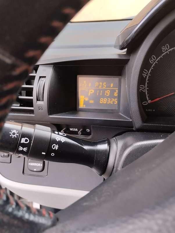 Usata Toyota iQ 68 CV (50 kW) 2012 Bianco Utilitaria