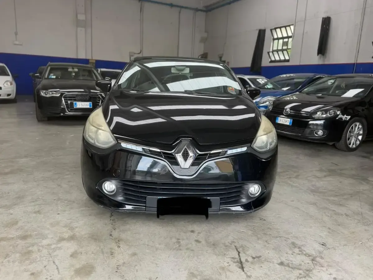Usata Renault Clio IV 75 CV (55 kW) 2013 Nero Berlina