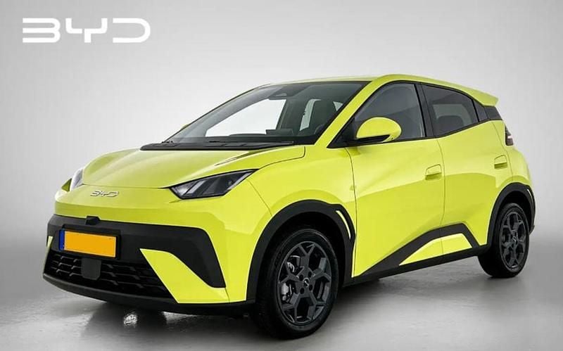 Nuova BYD Dolphin Surf Comfort 115 kW (157 CV) 2026 Lime green Utilitaria