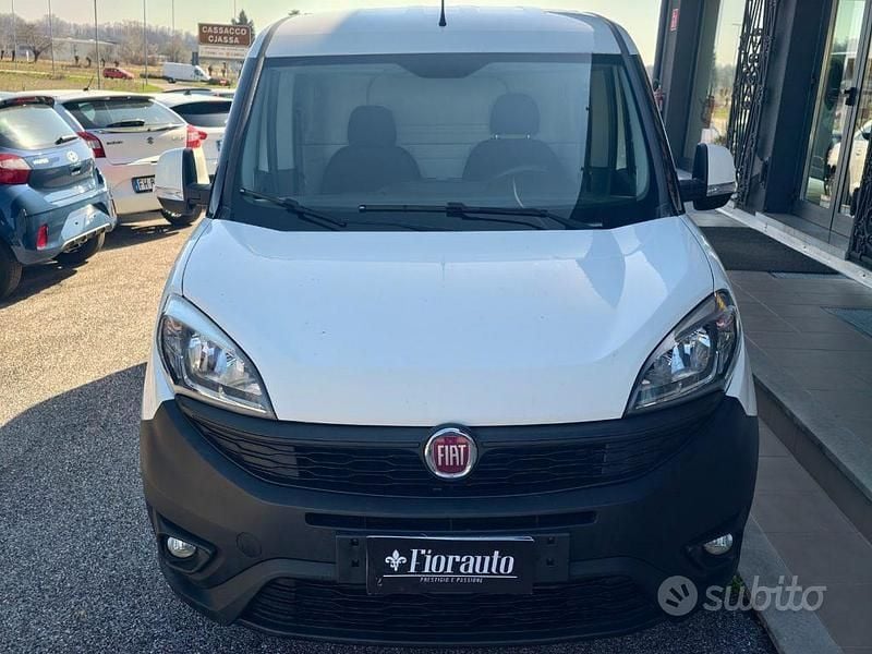 Usata Fiat Doblò 105 CV (77 kW) 2015 Bianco Monovolume
