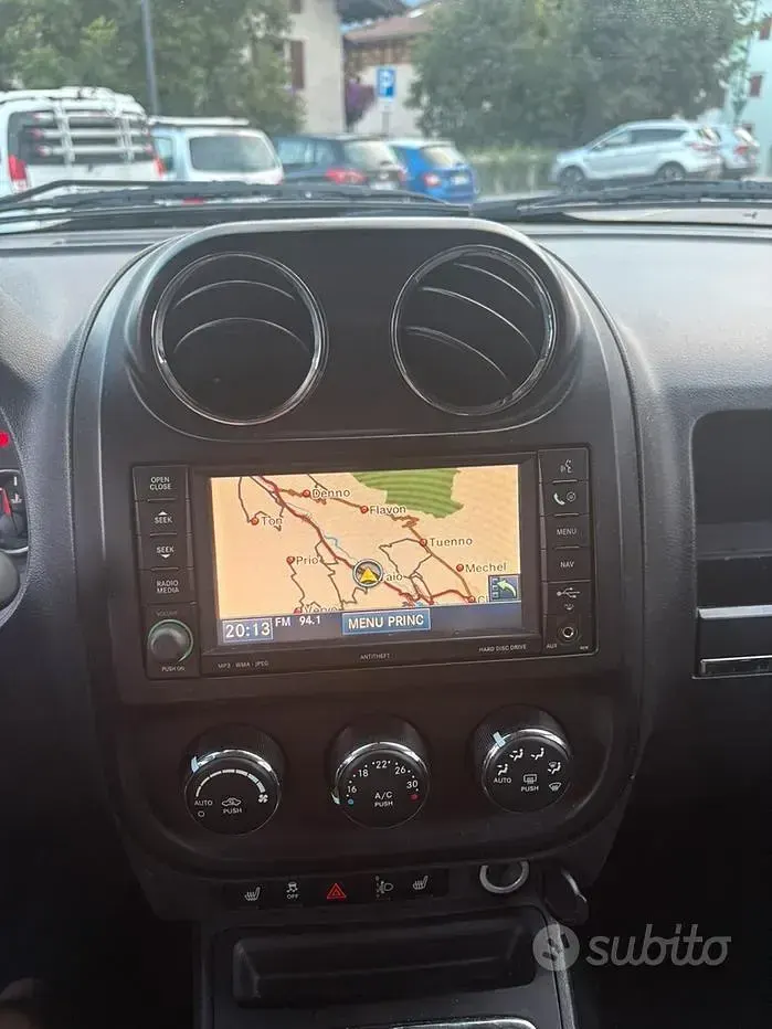 Usata Jeep Compass Limited 163 CV (119 kW) 2011 Nero SUV