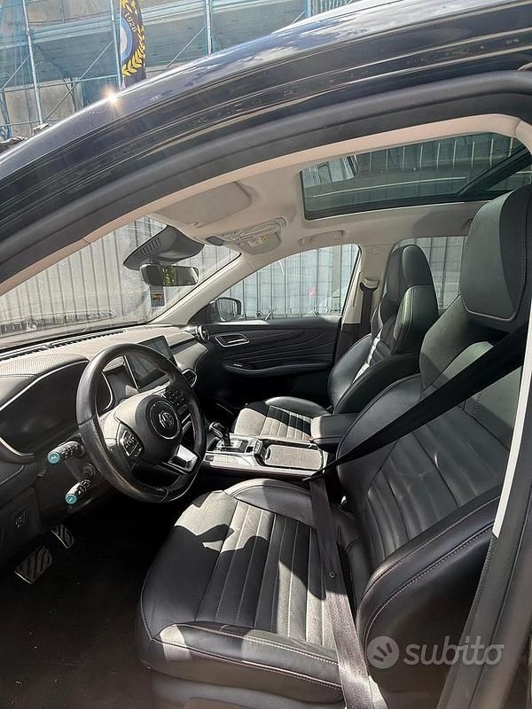 Usata MG HS 162 CV (119 kW) 2023 Nero SUV