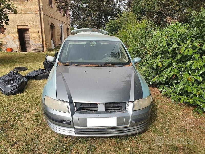 Usata Fiat Stilo 80 CV (58 kW) 2002 Grigio Berlina