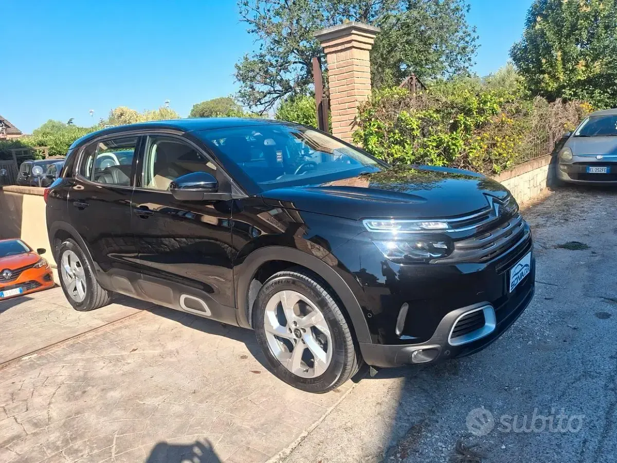 Usata Citroën C5 Shine 131 CV (96 kW) 2022 Nero Station wagon