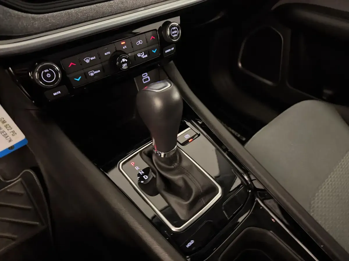 Begagnad Jeep Compass 131 HK (96 kW) 2023 Svart SUV