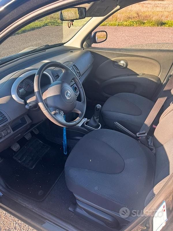 Gebraucht Nissan Micra 80 PS (58 kW) 2010 Schwarz Limousine