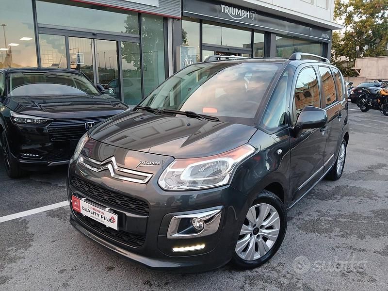 Grigio Usata 2015 Citroën C3 Picasso Exclusive Monovolume | 6750 € (Buon prezzo) - Immagine 1/4