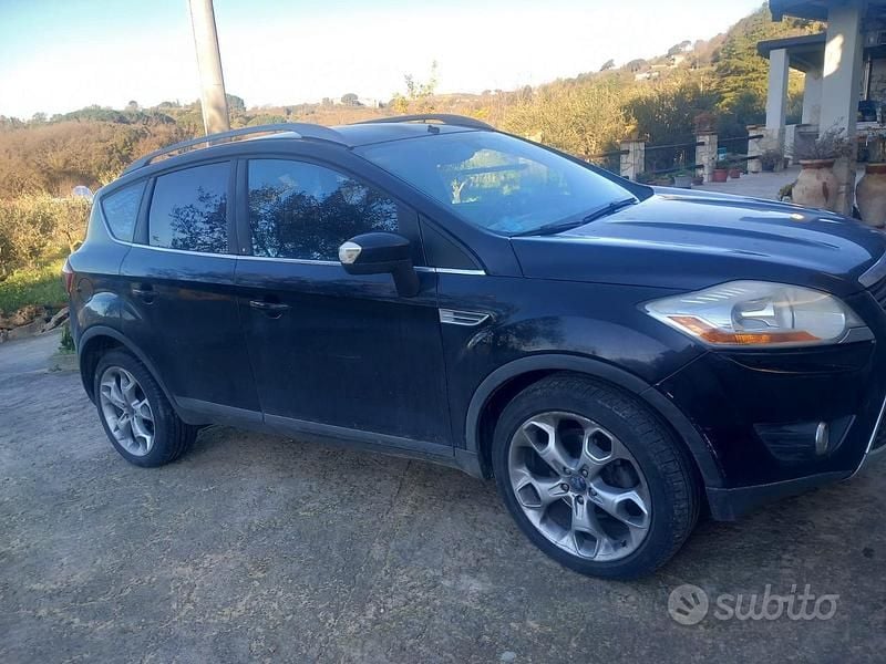 Usata Ford Kuga 136 CV (100 kW) 2008 Nero SUV