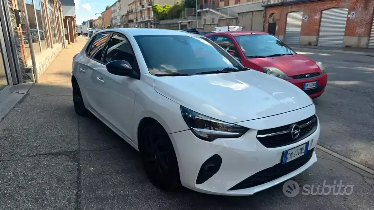 Usado Opel Corsa Elegance 75 HP (55 kW) 2023 Branco Citadino