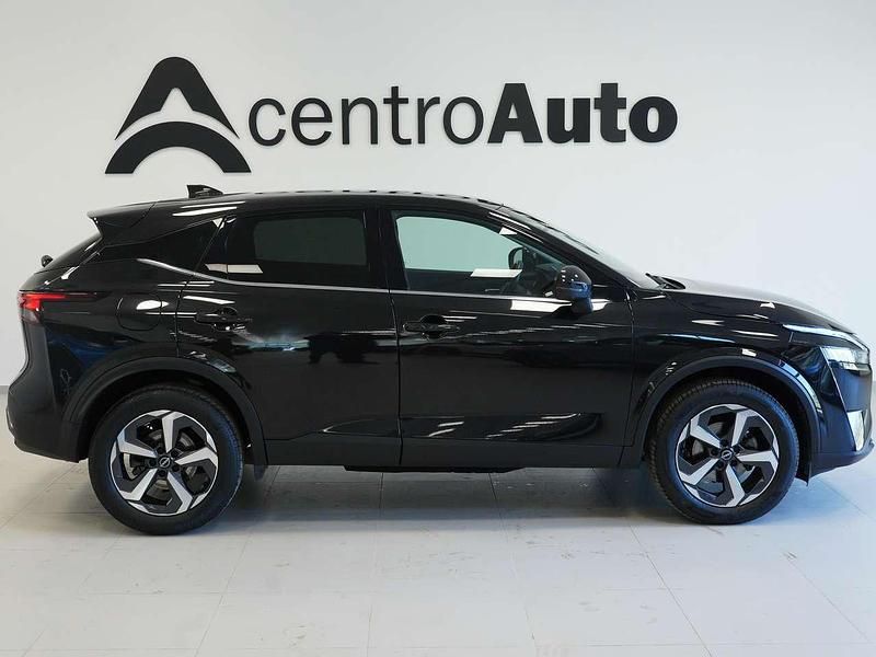 Usata Nissan Qashqai N-Connecta 140 CV (102 kW) 2023 Nero SUV